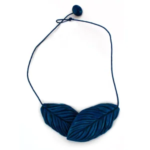 Collana due foglie Hevea blu