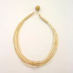 Collana Aura Toni del bianco e dell’ecrù
